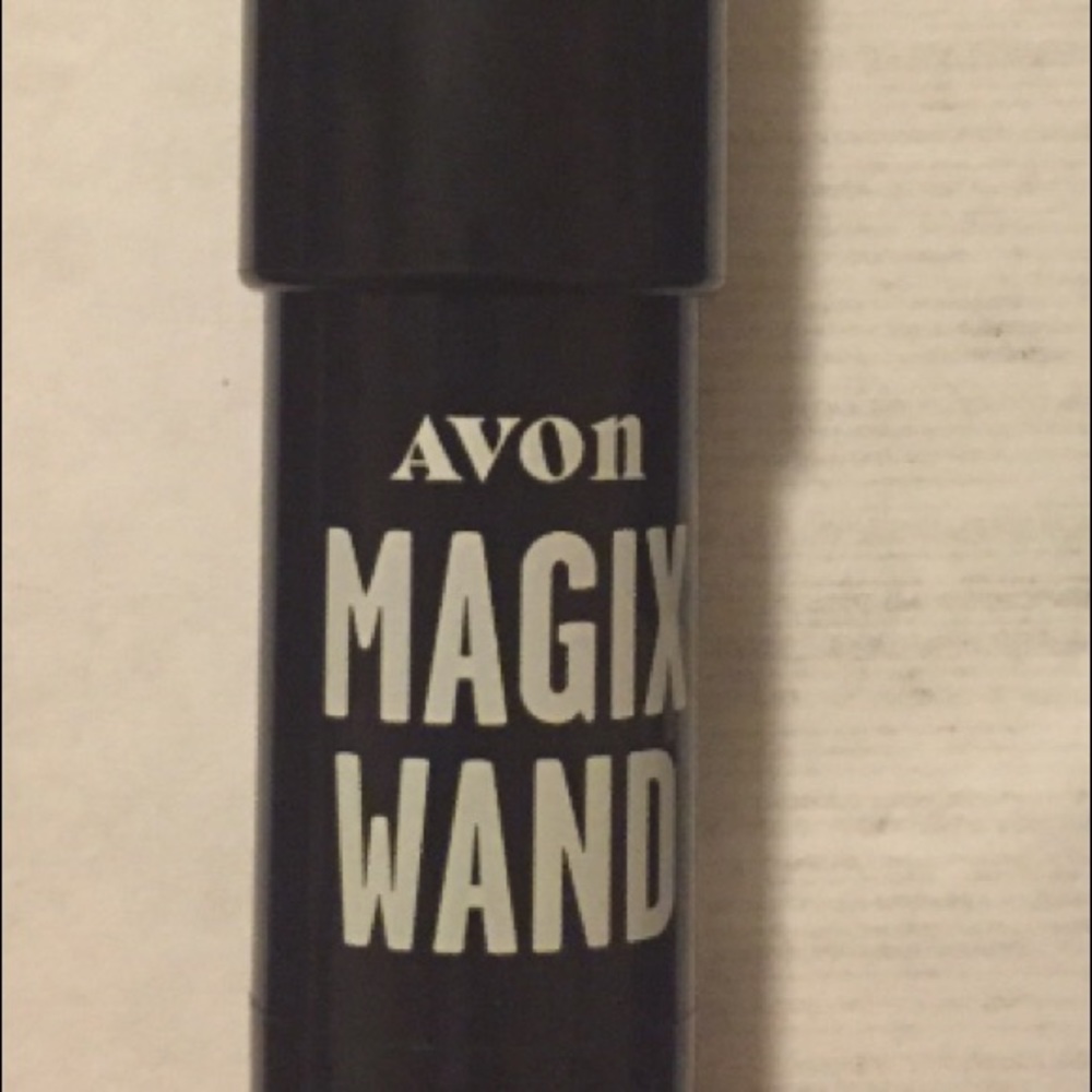 AVON Magix Wand Foundation www.youravon.com/aship